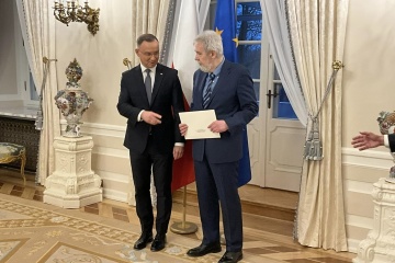 Duda hands over diplomatic credentials to new Polish ambassador to Ukraine