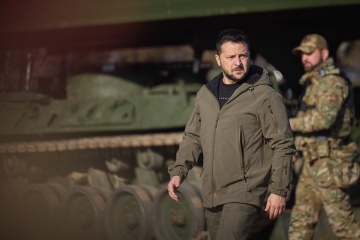 Zelensky visita el puesto de mando avanzado de los defensores de Kúpiansk
