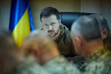 Stawka-Sitzung: Selenskyj berät mit Militärführung über Schutz von Charkiw von russischen Angriffen