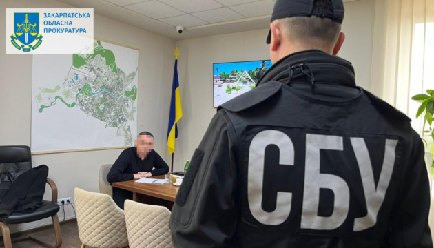 Обшуки в міськраді Ужгорода: депутати під виглядом «відряджень» їздили на відпочинок