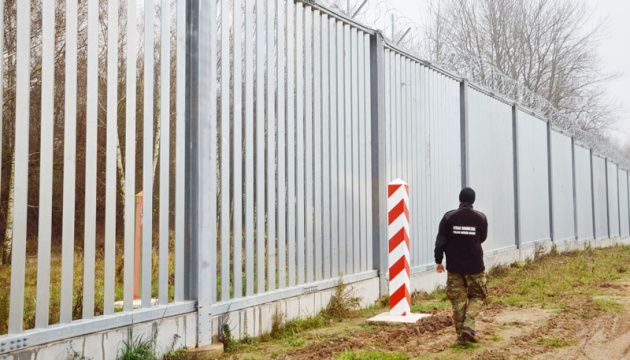 На кордоні з Білоруссю нелегали кидали каміння в польські патрулі