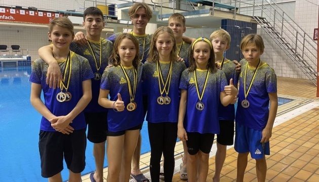 Юні українці за день виграли 11 медалей на змаганнях зі стрибків у воду