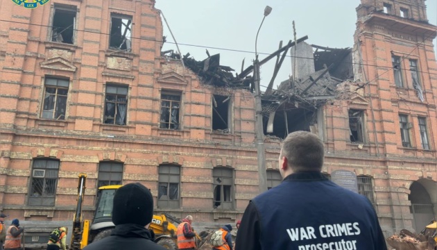 У Харкові внаслідок атаки дронами частково зруйнований заклад освіти
