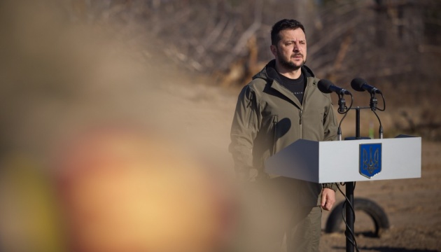 Зеленський: Бачу готовність у наших воїнів не просто захищати Україну, а перемагати у війні