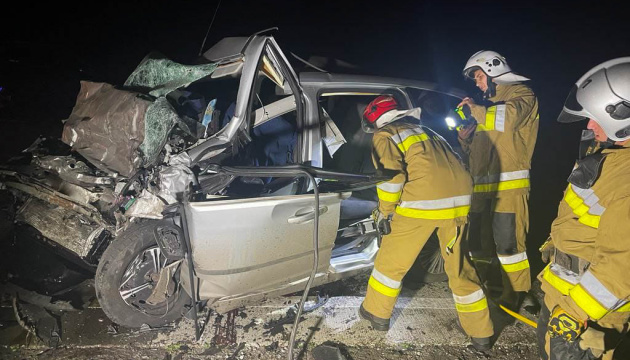 ДТП на Миколаївщині: у лобовому зіткненні легковиків загинули обидва водії