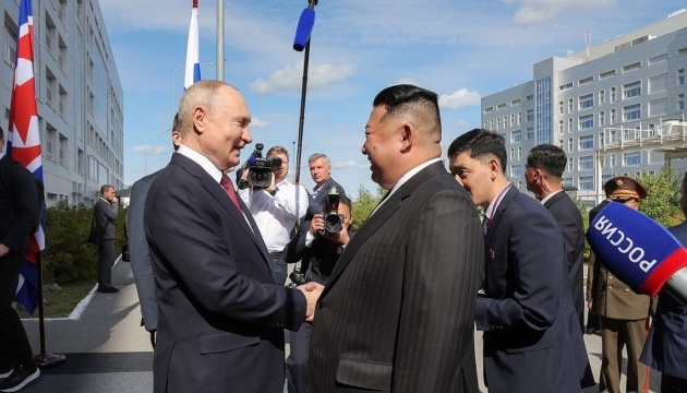 Південна Корея вважає, що Росія допомагає КНДР готувати новий запуск супутника-шпигуна