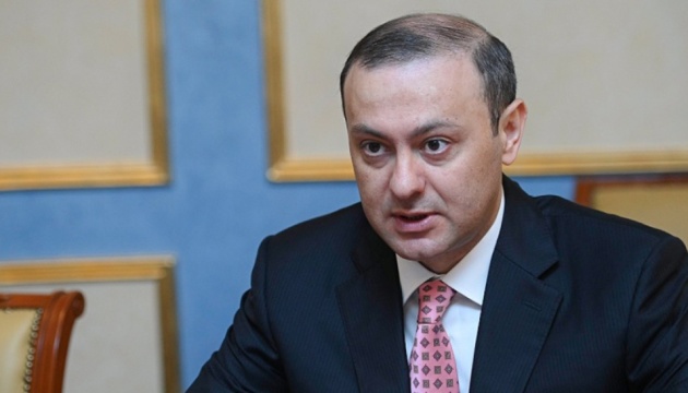 Секретар Радбезу Вірменії відмовився брати участь у зустрічі з колегами із СНД