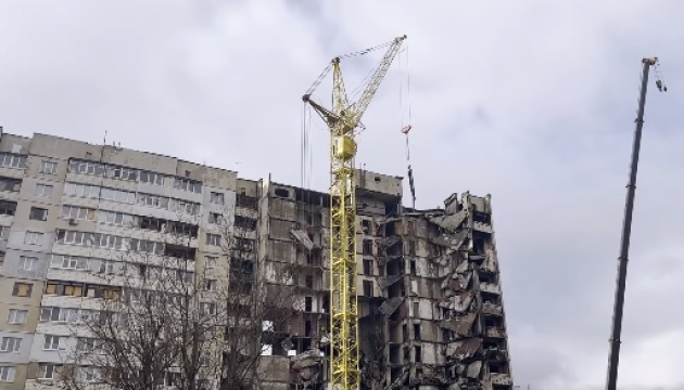 У Харкові починають демонтаж підʼїзду багатоповерхівки на Північній Салтівці