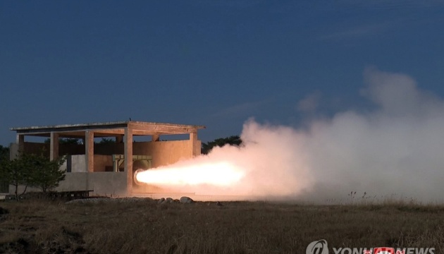 КНДР випробувала твердопаливні двигуни для нових міжконтинентальних ракет