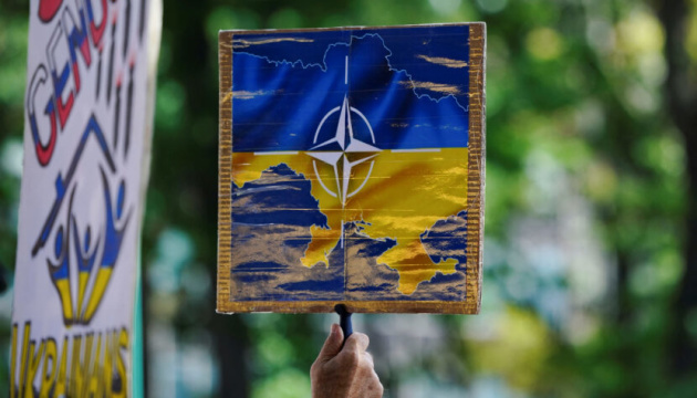 НАТО в обмін на території: Україні це не підходить, але не все так просто