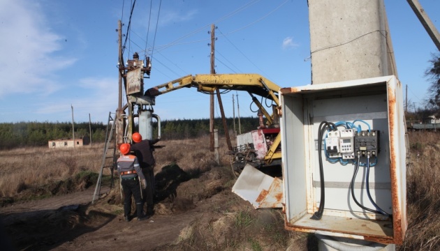 У двох селах на Харківщині відновили електропостачання, якого не було з початку вторгнення РФ