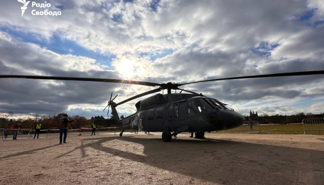 У Чехії за добу зібрали понад $133 тисячі на гелікоптер Black Hawk для України