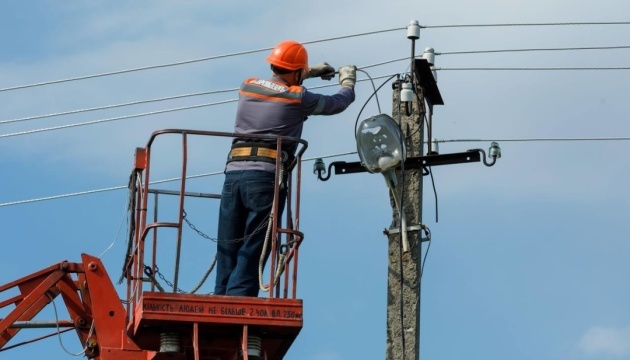Durch russische Beschüsse Stromnetze in Regionen Saporischschja und Odessa beschädigt