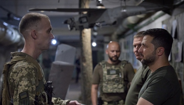 Head of State praises 26th Artillery Brigade defending Ukraine since 2014