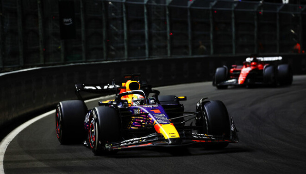 «Формула-1»: Ферстаппен виграв Гран-прі у Лас-Вегасі