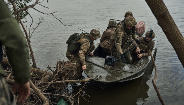 Secteur de Kherson : Les forces de défense maintiennent leurs positions sur la rive gauche du Dnipro