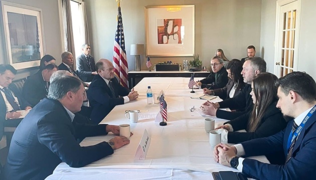 Prosecutor General Kostin meets with U.S. senators 