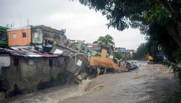 Затоплені будинки, пошкоджені дороги і мости: у Домінікані десятки загиблих через негоду