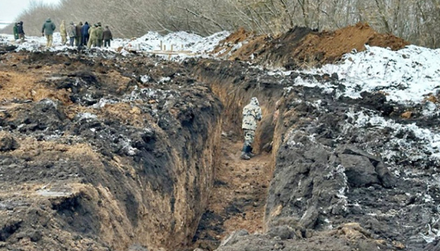 Скільки окопів «нарили» окупанти