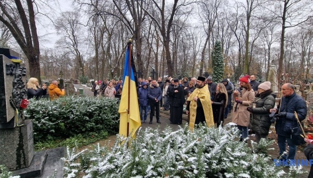 У Варшаві українська громада та дипломати вшанували пам’ять жертв Голодомору