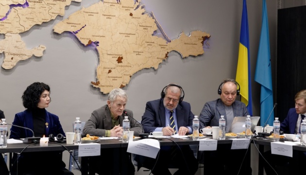 Джемілєв закликав чеський парламент визнати депортацію кримських татар геноцидом