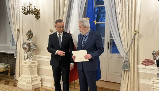 Duda hands over diplomatic credentials to new Polish ambassador to Ukraine