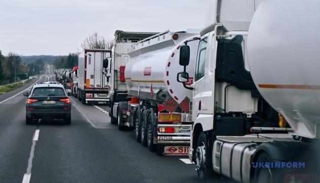 2,700 trucks in queues at Ukrainian-Polish border