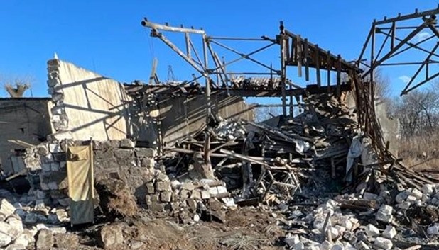Region Donezk: Vier Frauen bei Luftangriff auf Torezk verletzt