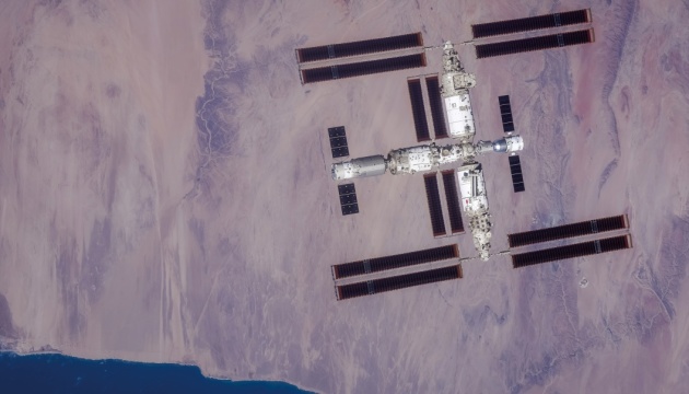 Китай у вівторок запустить безпілотний корабель на космічну станцію «Тяньгун»