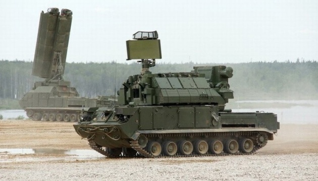 Verteidigungskräfte zerstören russisches Flugabwehrraketensystem Tor