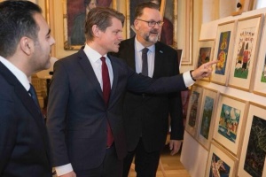 У парламенті Норвегії відкрили виставку малюнків дітей зі Львова