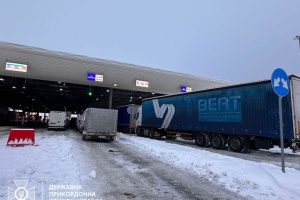 Registration of empty trucks at Uhryniv-Dolhobyczów checkpoint begins