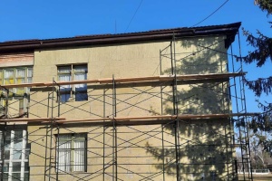 У Бабинцях на Київщині відновлюють пошкоджену внаслідок війни школу