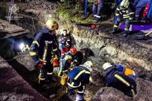 У Харкові через зсув ґрунту загинули двоє працівників газової служби