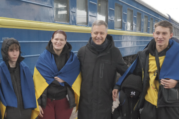 ロシア占領地からウクライナ児童がさらに３人帰還