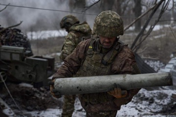 Fuerzas de defensa repelen 30 ataques rusos en seis direcciones