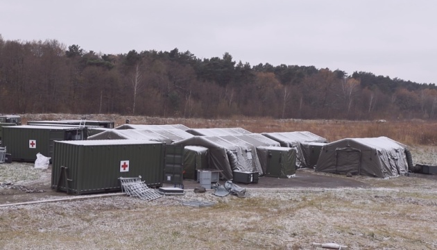Прикордонники отримали польові шпиталі та авто медичної евакуації від Нідерландів