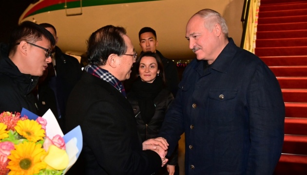 ​​Лукашенко прилетів у Пекін на переговори з Сі Цзіньпіном