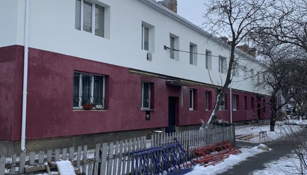 В Ірпені відновлюють два будинки на вулиці Гостомельське шосе
