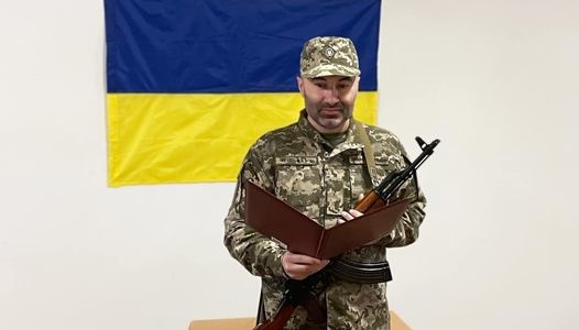 Підозрюваний у корупції ексголова Харківської облради заявив, що пішов до ЗСУ