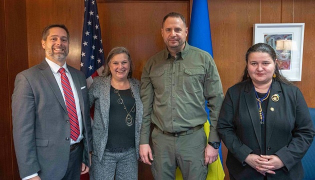 Єрмак і Нуланд обговорили посилення стратегічного партнерства України й США