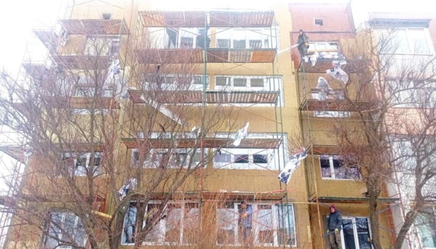 У Бузовій на Київщині відновлюють ще одну багатоповерхівку