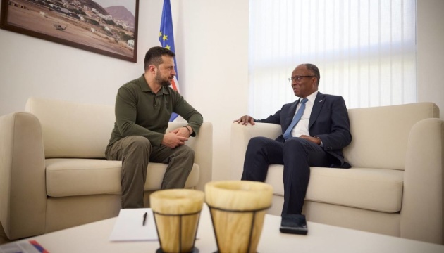 Zelensky habla de la Fórmula de la Paz de Ucrania con el primer ministro de Cabo Verde