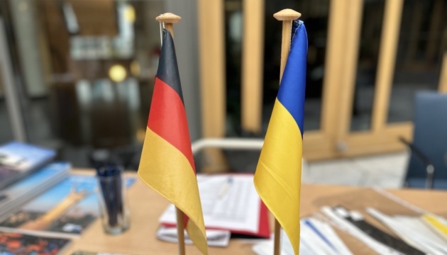 Німецька дипломатія підтвердила подвоєння допомоги Україні