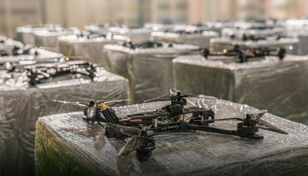 Київська ОВА розриває договір на закупівлю 1000 FPV-дронів через порушення умов постачальником