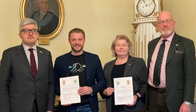 Херсон та шведське місто Норрчепінг підписали договір про співпрацю