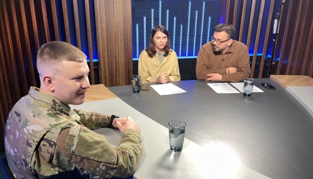 “Станція Краматорськ”: новий проєкт на UkrinformTV, у якому військові розвінчують російські фейки 