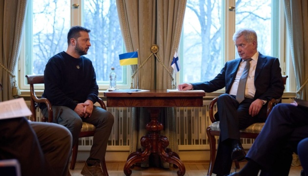 Zełenski spotkał się z prezydentem Finlandii – rozmawiali o formule pokojowej

