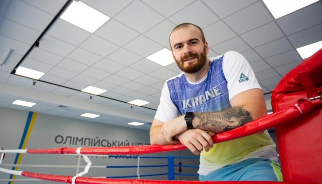 Український боксер Рогава дебютує на американському рингу