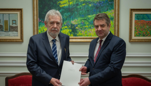 New Polish ambassador hands over copies of credentials to Ukraine
